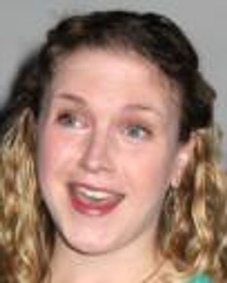 Sarah Amandes Headshot