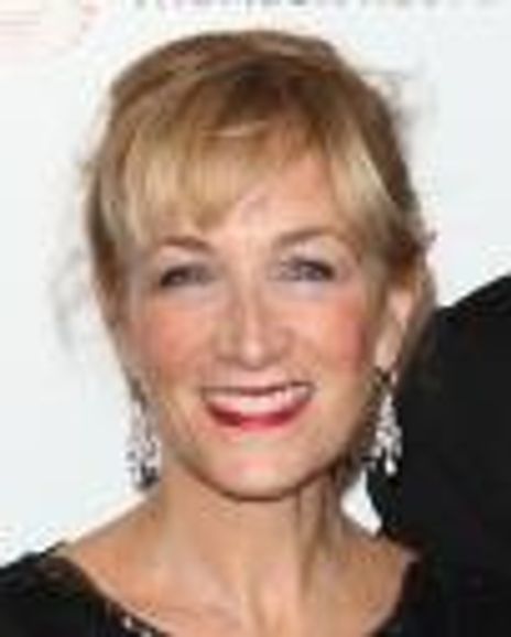 Gillian Miniter Headshot