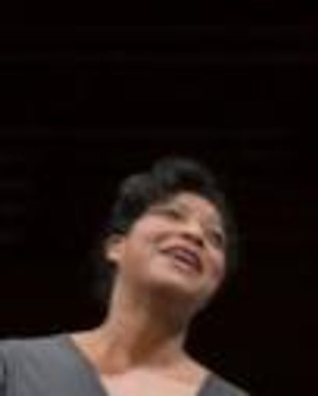 Jenn Walker Headshot