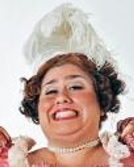 Daniella Painton Headshot