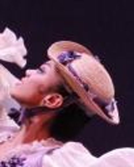 Jeraldine Mendoza Headshot