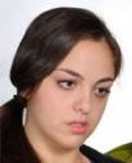 Julia Capizzi Headshot