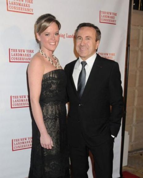 Katherine Gage Headshot