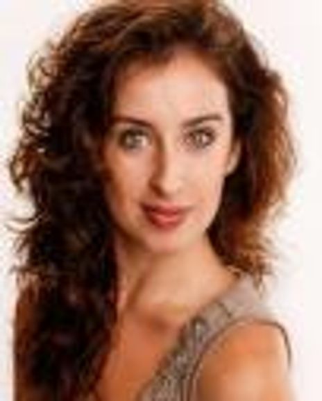 Amelia Fischer Headshot