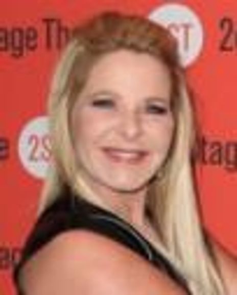 Laura Elsworth Headshot