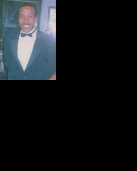 Dale Ricardo Shields Headshot