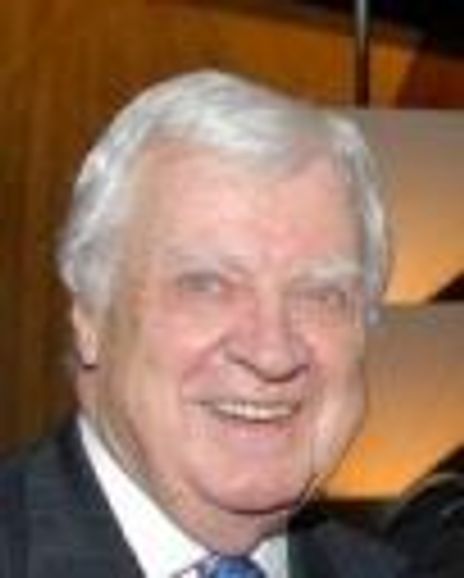 Robert Donohoe Headshot