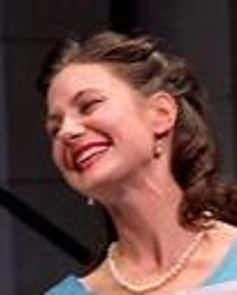 Sarah Overman Headshot