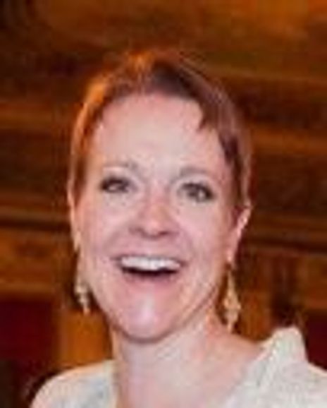 Rachel Moore Headshot