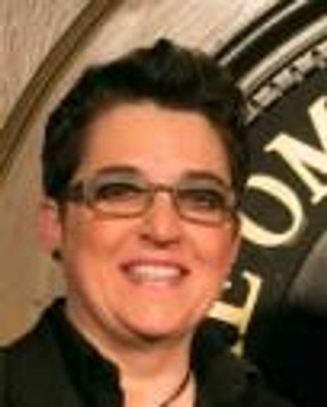 Terese Genneco Headshot