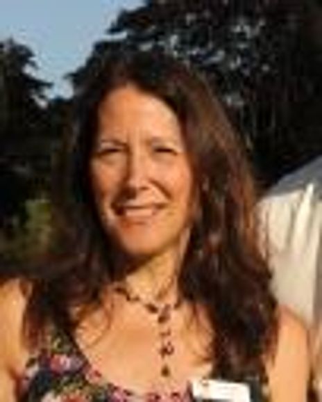 Karen Pearl Headshot