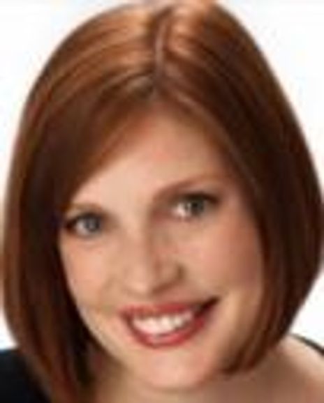 Tracy Ahern Headshot