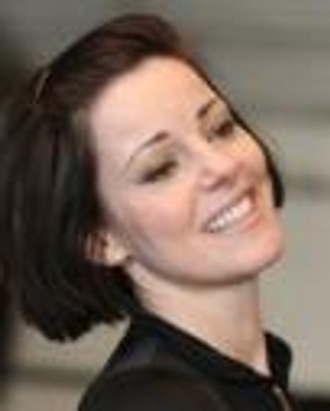 Ruthie Henshsall Headshot