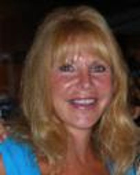 Pamela Nichols Headshot