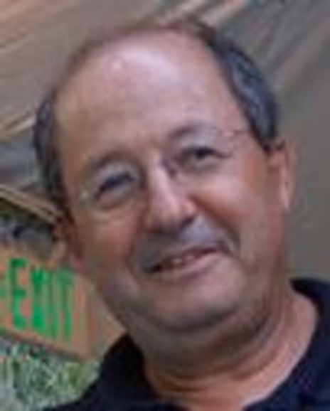 Henry Scholder Headshot