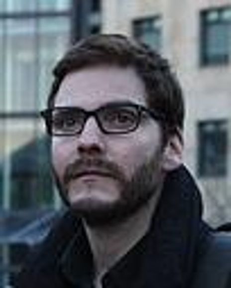 Daniel BrÃ¼hl Headshot