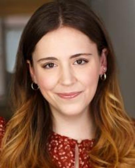 Emma Joanis Headshot