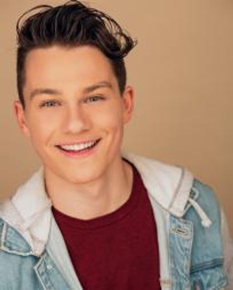 Erik Daughterman Headshot