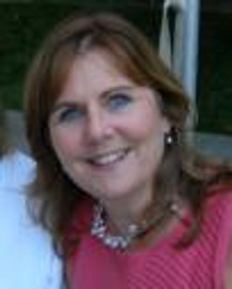 Julie Fitzgerald Headshot