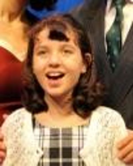 Zoe Fernanda Headshot