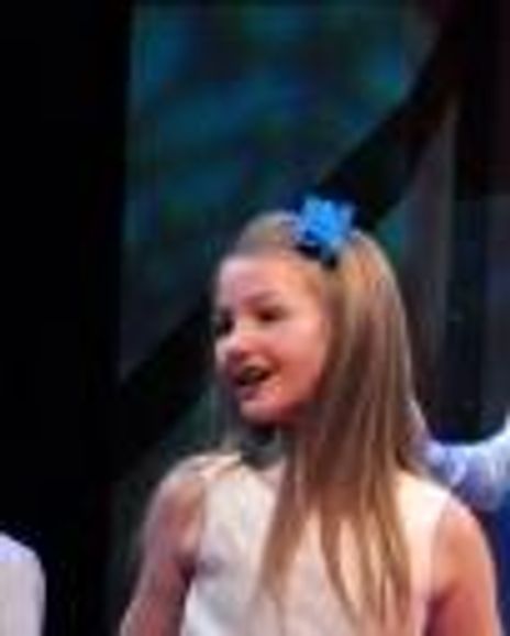 Olivia McKenna Headshot