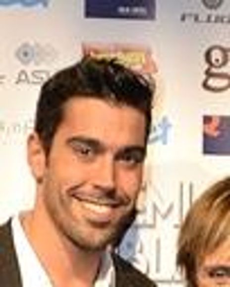 Carlos Ugarriza Headshot