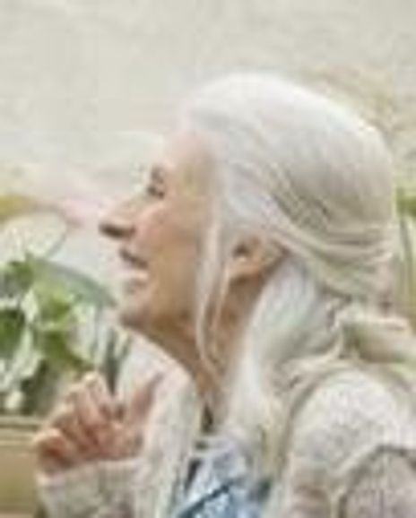 Irene Roseen Headshot