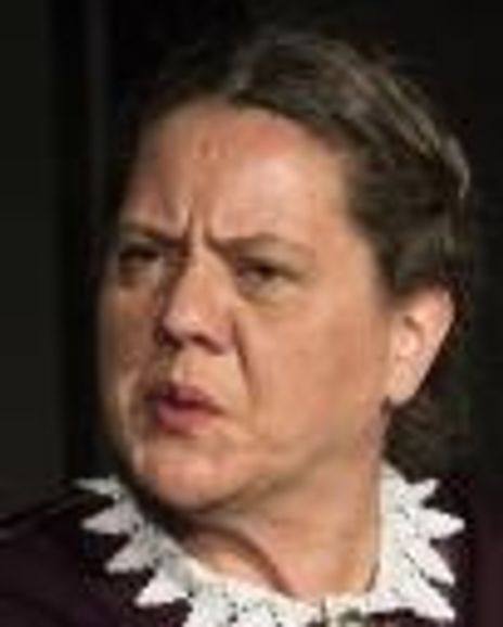 Laura Stark Headshot