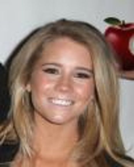 Cassidy Erin Gifford Headshot