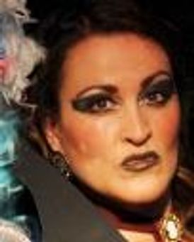 Lucyelle Cliffe Headshot