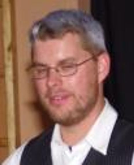 Jason Farrell Headshot