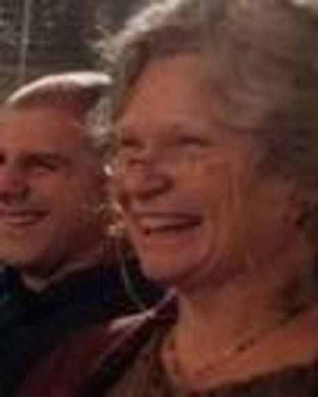 Beverley Elliott Headshot