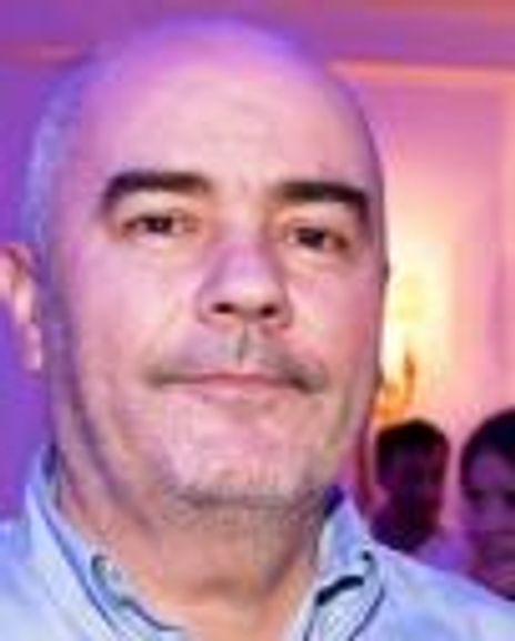 Lee Thompson Headshot