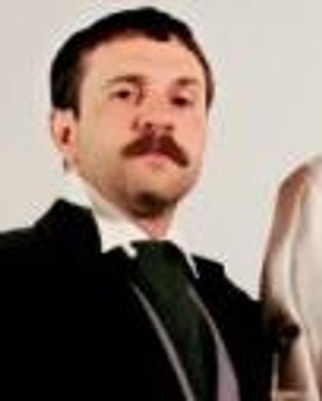 Chris Bentley Headshot