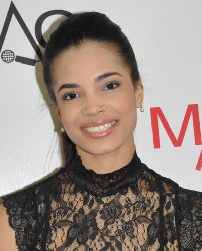 Annelise Cepero Headshot