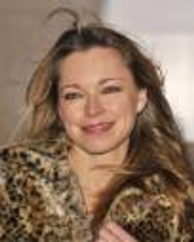 Sarah Alexander Headshot