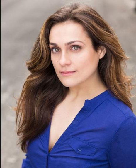 Stephanie Regina Headshot