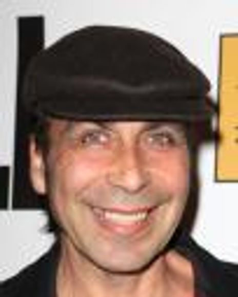 Taylor Negron Headshot