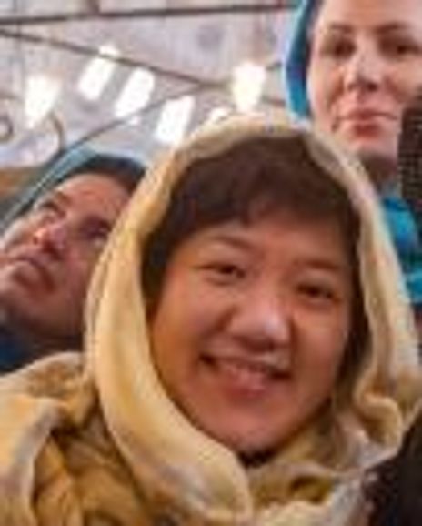 Lisa E. Kim Headshot