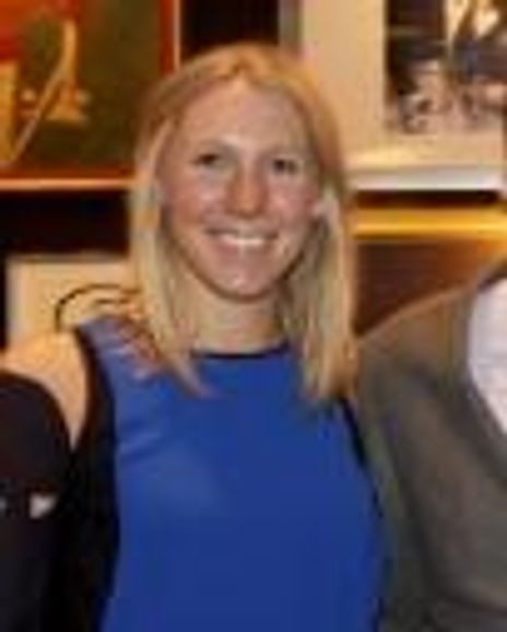 Shannon VanLente Headshot