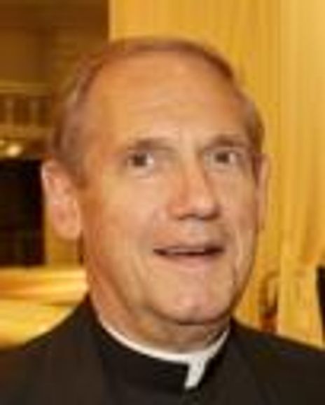 Kenneth Velo Headshot