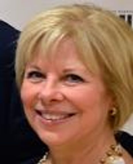 Lori Kennedy Headshot