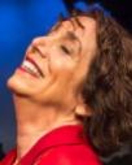 Linda Alper Headshot