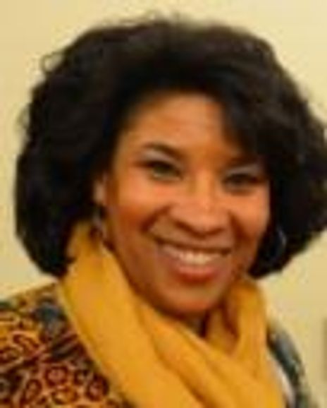 Valerie Reed Headshot