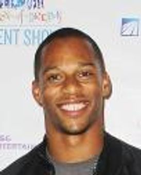 Victor Cruz Headshot