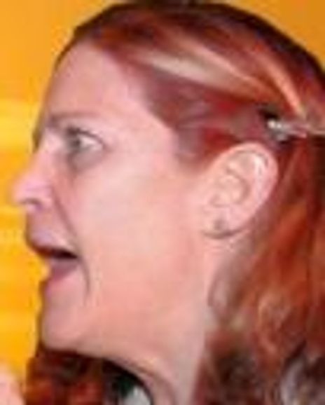 Barbara Dell Headshot