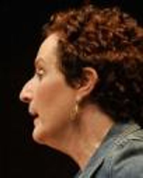 Laura Gordon Headshot