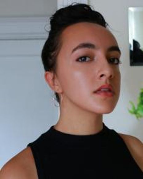 Eliana Pipes Headshot