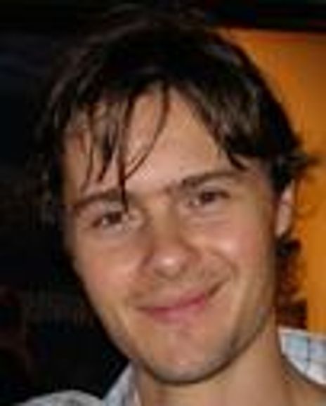 Simon Miller Headshot