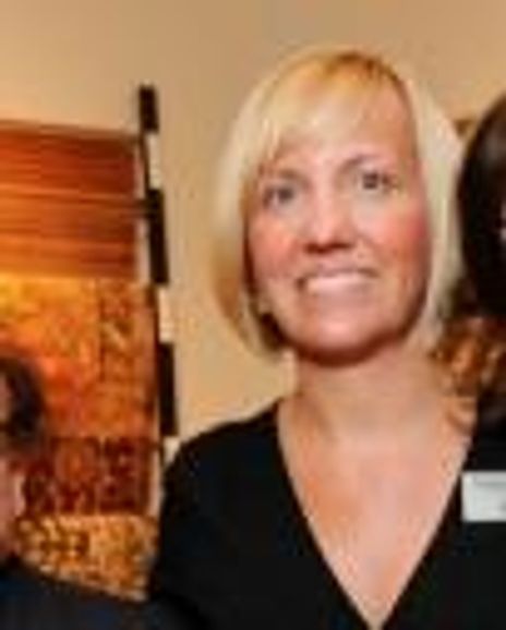 Pam Wiercinski Headshot
